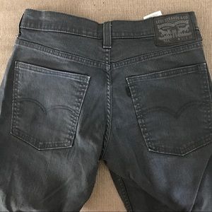 Men Levi's jeans